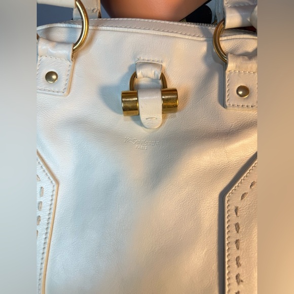 Yves Saint Laurent Black and Gold Interior - Picture 3 of 15